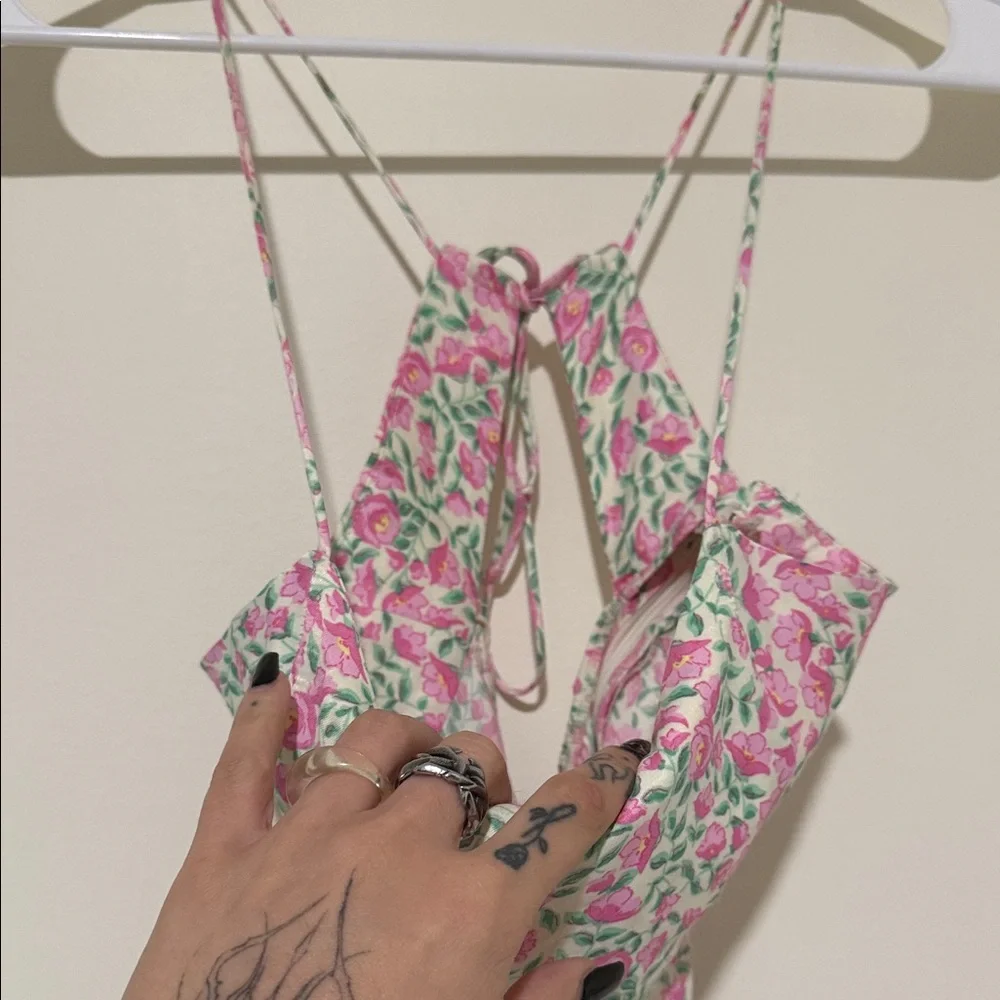 Floral Pink Spaghetti Strap Dress 🌺🌷🌸 - Picture 6 of 11